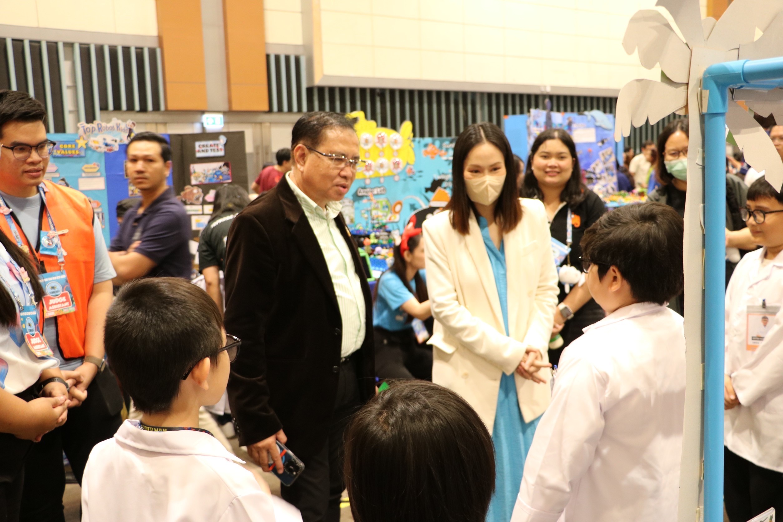 IMAGE - 2374