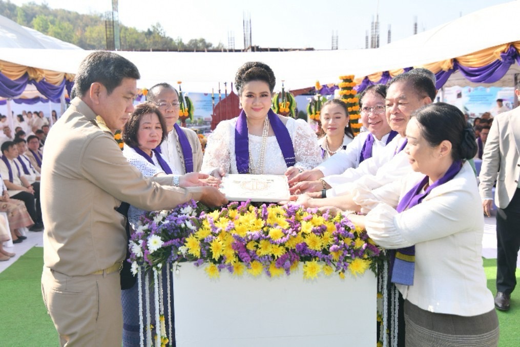 IMAGE - 2916