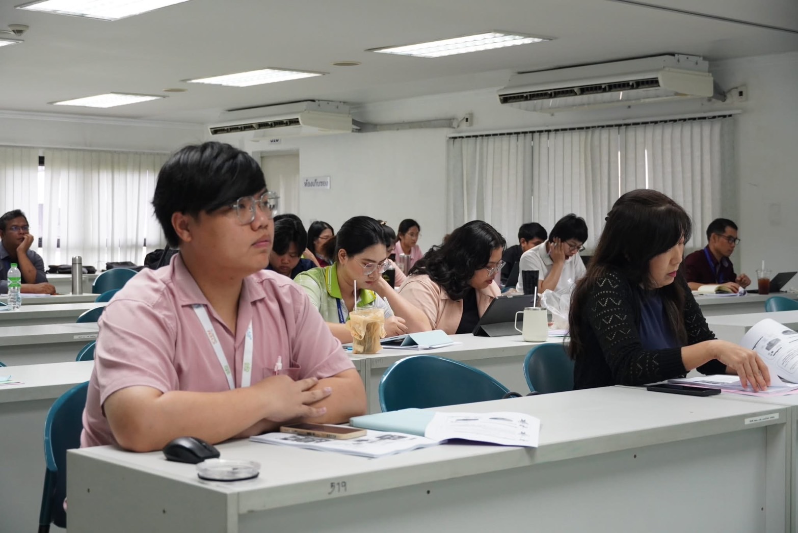 IMAGE - 3419