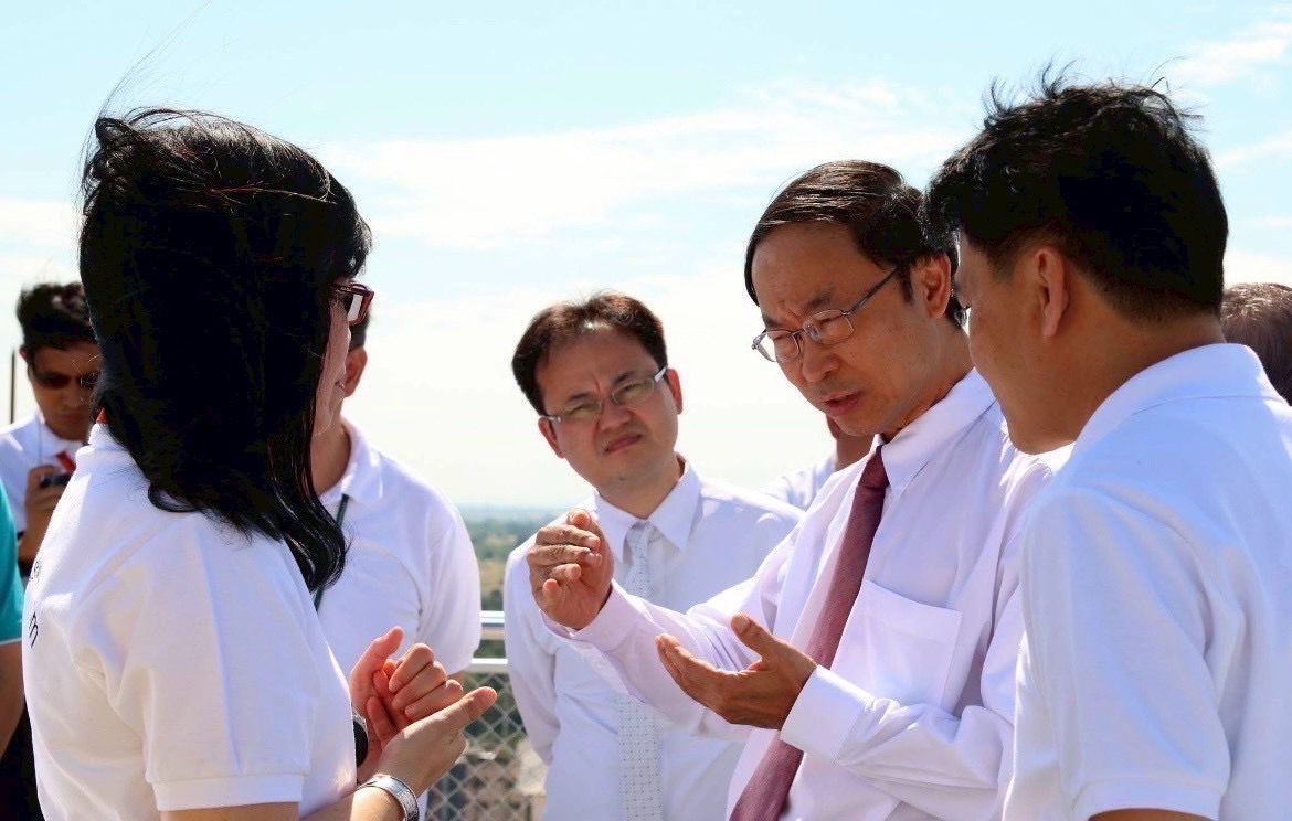 IMAGE - 3884