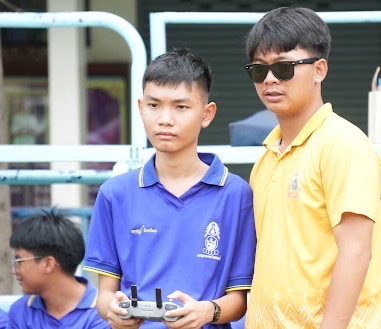 IMAGE - 3928